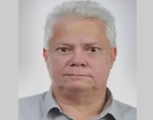 &Iota;&omega;ά&nu;&nu;&eta;&sigmaf; &Zeta;&epsilon;&lambda;&epsilon;&pi;ό&sigmaf;